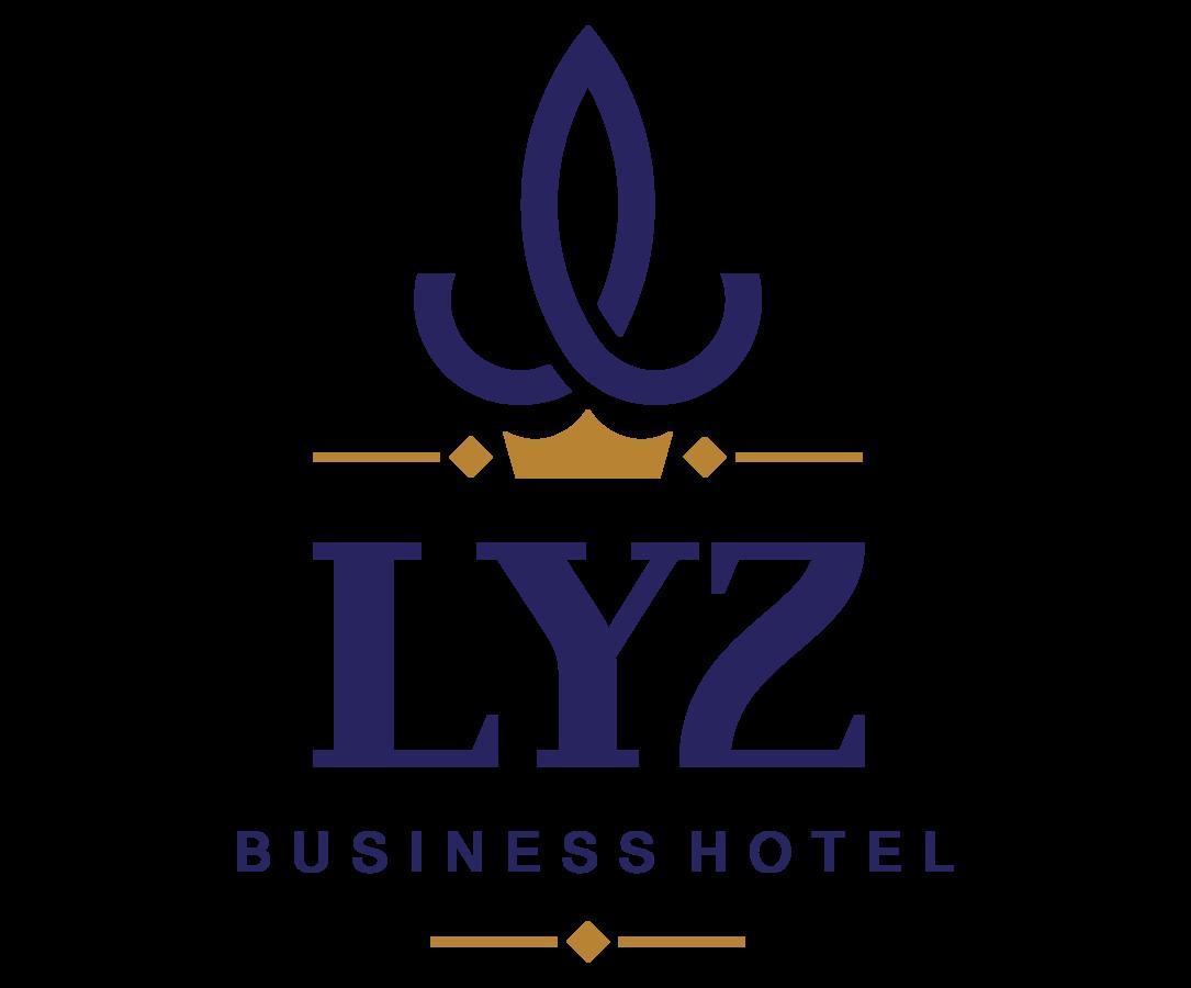 Lyz Business 4*