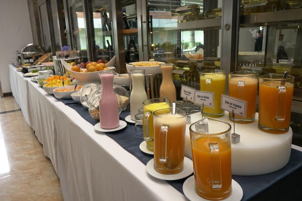 Lyz Business Hotel 4*
